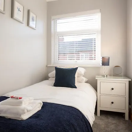 Holiday home Stylish And Modern 3 Bedroom House *